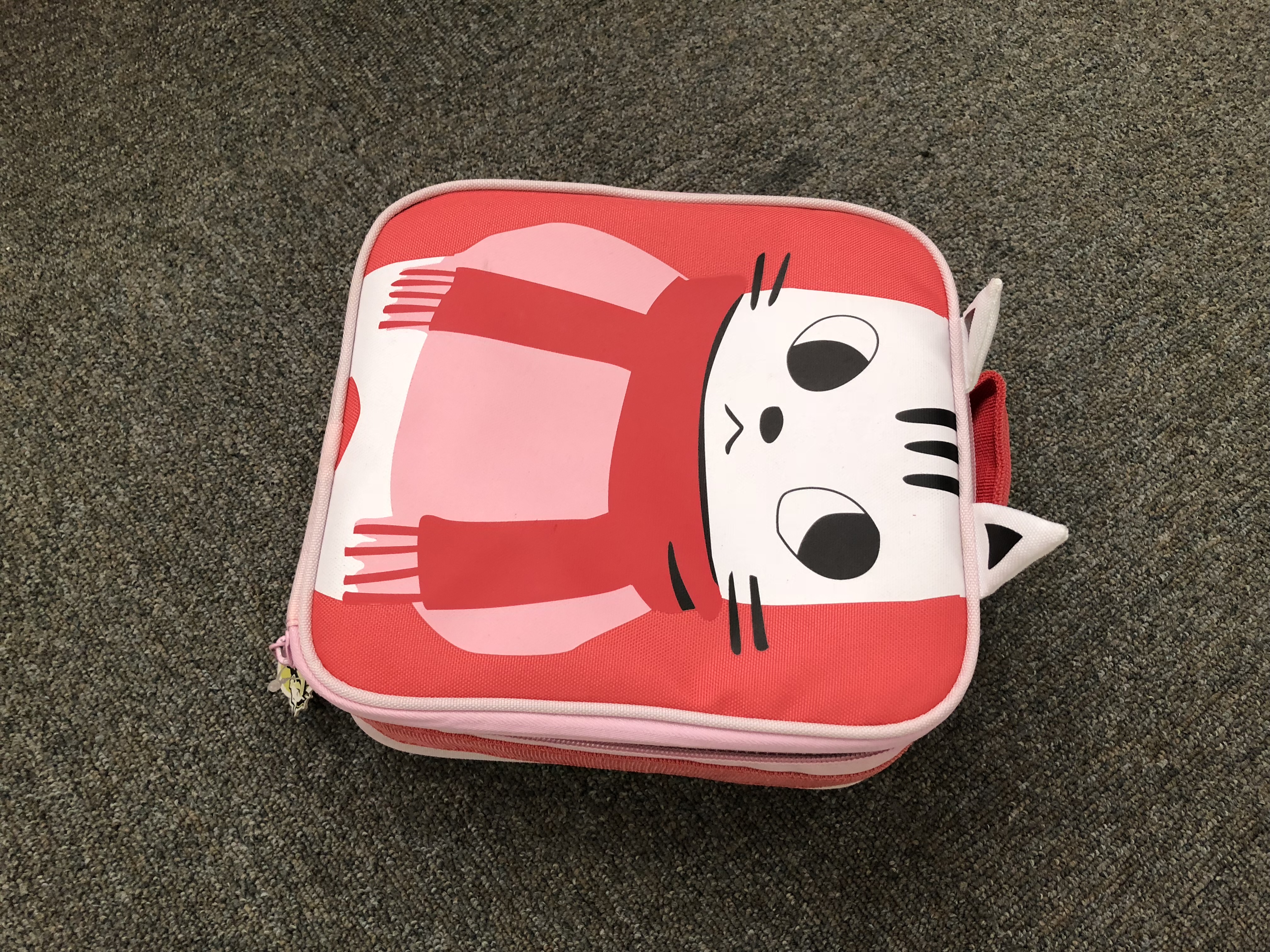 Kinder-Lunchbox — nicht-intentionale Substanzen in Lebensmittelkontaktmaterialien müssen dokumentiert werden